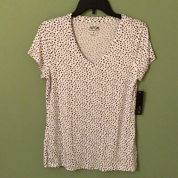 New with Tag Apt 9 Essentials White with Black Dots V-neck Shirt - Picture 1 of 3